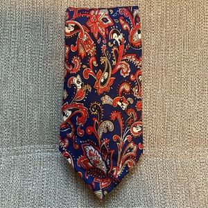 Disney | VTG Balancine presents The Tie Works Micky Mouse paisley neck tie.
